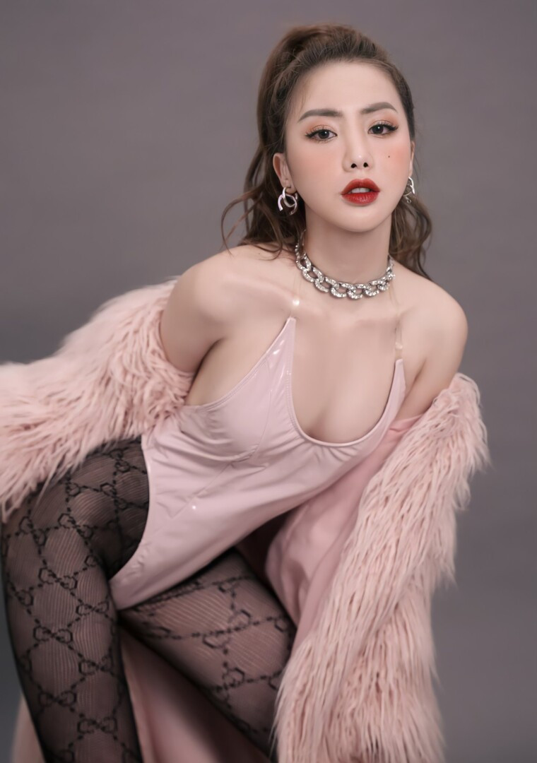 Tang Thien Kim Sexy 23